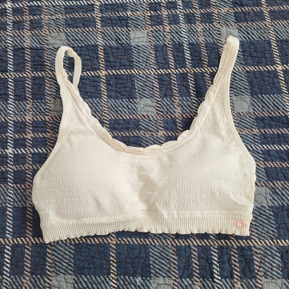 Danskin NWOT Womens Bralette L Scoop Neck Cream Clamshell